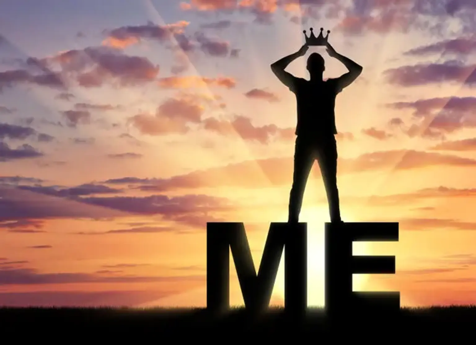 Ái kỷ ngầm và 6 dấu hiệu giúp bạn phân biệt giữa ái kỷ và yêu bản thân thật sự