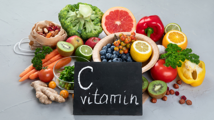 Vitamin C có trong nhiều loại trái cây và rau